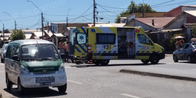 Motociclista resulta gravemente herido en un accidente en el sector sur de Los Ángeles.