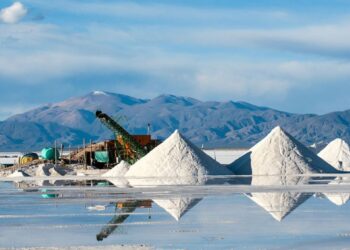 Codelco y SQM establecen el directorio de la principal empresa de litio en Chile.