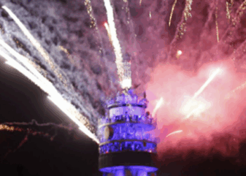 ¡Regresa el Año Nuevo en la Torre Entel después de 7 años! El show traerá sorpresas imperdibles.