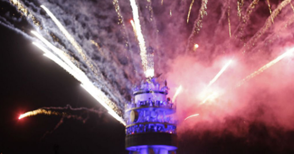 ¡Regresa el Año Nuevo en la Torre Entel después de 7 años! El show traerá sorpresas imperdibles.
