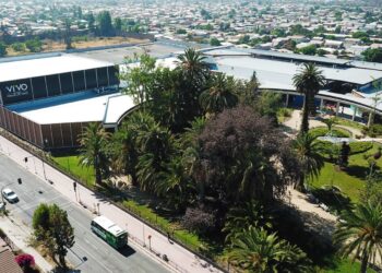 VIVO Outlet Parque Los Toros ya está en funcionamiento en Puente Alto