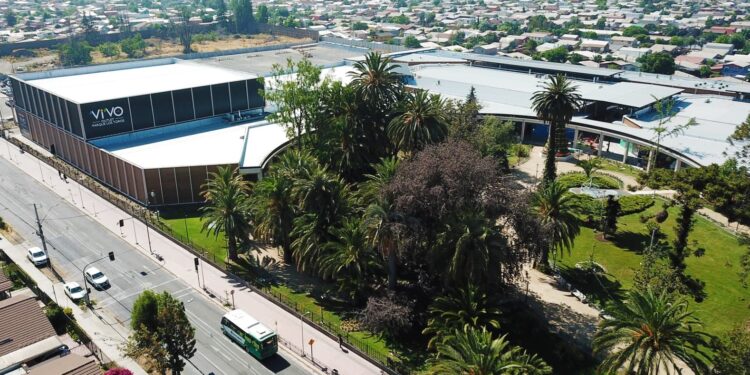 VIVO Outlet Parque Los Toros ya está en funcionamiento en Puente Alto