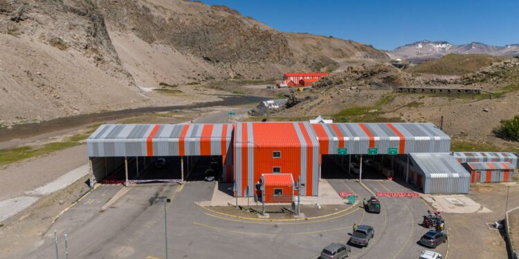 A partir de 2026, el Paso Internacional Pehuenche contará con un nuevo horario.