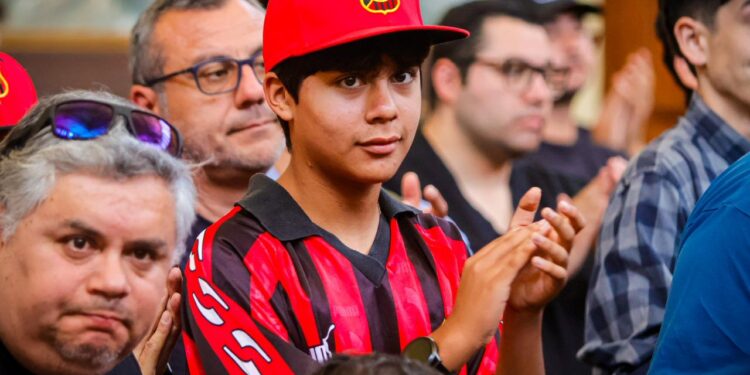 Rangers planea un ascenso en tres años y presenta un ambicioso plan estratégico para 2030.