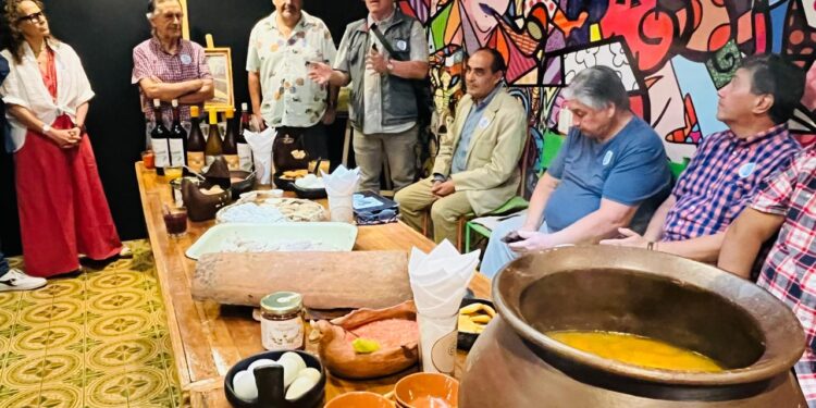 Cien años de tradiciones culinarias y el ramal Talca-Constitución.