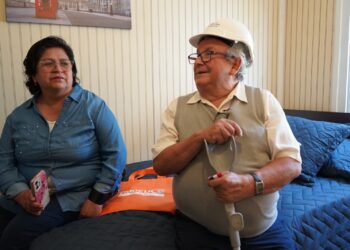 Duoc UC Alameda entrega viviendas dignas a abuelitos en Cerro Navia.