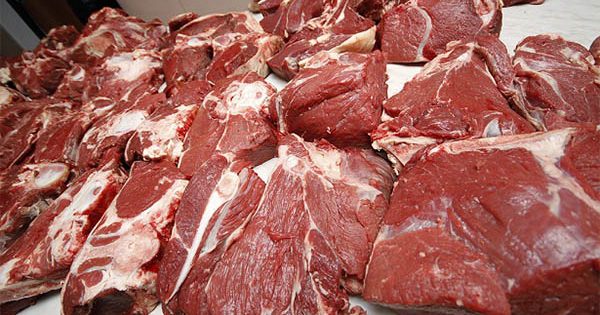 Días calurosos: tips clave para prevenir problemas de salud al manejar carnes