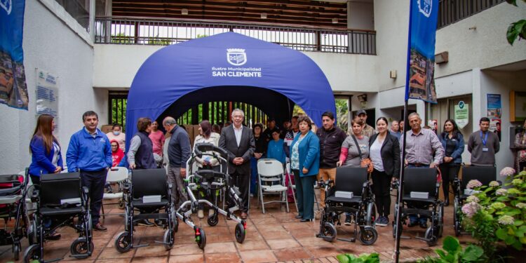 San Clemente refuerza la inclusión mediante nueva entrega de ayudas técnicas a la comunidad.