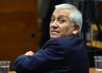 Exdirector de la PDI recibe una condena de 17 años de prisión por delitos financieros graves.