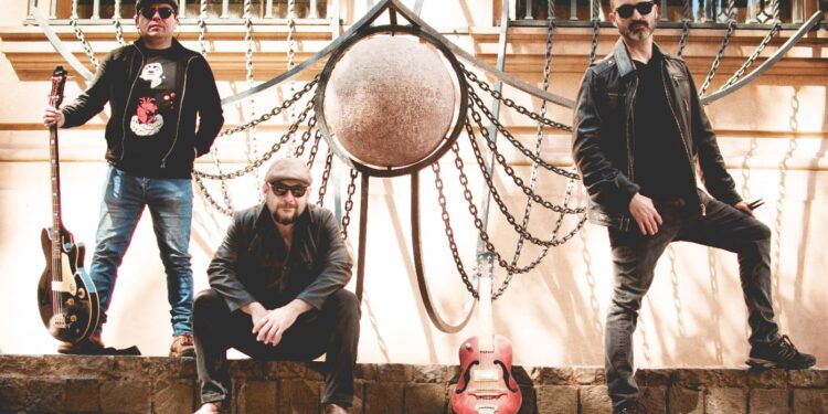 Viaje sonoro entre el blues, el rock y la poesía existencialista.