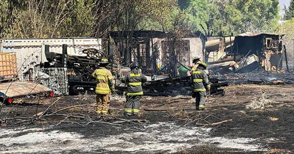 Incendio feroz afecta al sector Santa Rosa de Batuco en Lampa.