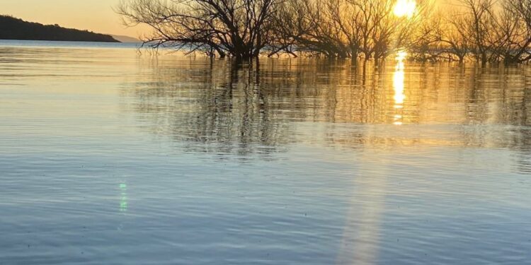 El Plan de Descontaminación del Lago Villarrica ya está redactado y publicado, pero aún está pendiente la firma del Presidente Gabriel Boric – LAVOZDEPUCON.