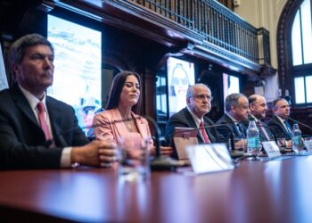 Presidente Gabriel Boric da el vamos a NovaAndino Litio, la mayor alianza público-privada en el rubro del litio en Chile.