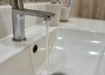 Sacyr informa que cortará el suministro de agua potable en algunos sectores de Colina.