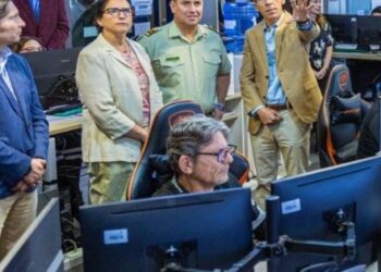 Lo Barnechea implementa un sistema con IA para detectar autos robados.