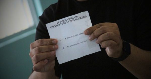 Kast se lleva un gran triunfo en la Provincia de Chacabuco: arrasó en todos los locales de votación.