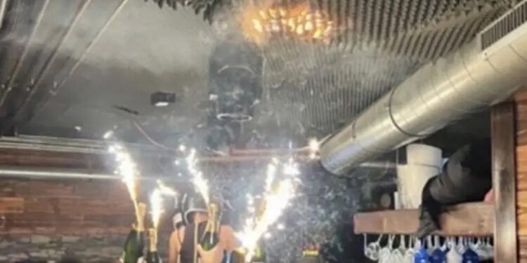 ¿Qué muestran las imágenes y videos acerca de la veloz propagación del incendio en un bar de un centro de esquí en Suiza?