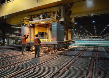 Corfo promueve iniciativas clave para extraer cobalto y tierras raras de relaves y desechos mineros en Chile.