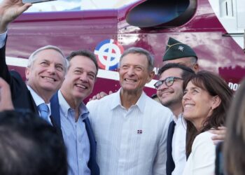 Con su visita oficial a República Dominicana, el presidente electo José Antonio Kast da inicio a su gira por Centroamérica y el Caribe.