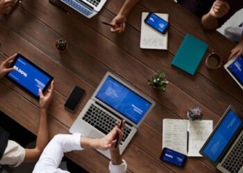 Las grandes marcas se juntan en nuevas alianzas digitales para aumentar la participación de los usuarios.