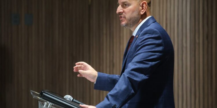 Brandon Judd afirma que las relaciones entre Chile y EE.UU. “continuarán en buen término” a pesar de las tensiones.