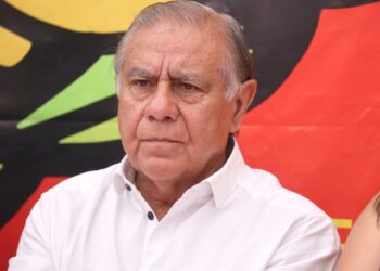 Juan Andrés Lagos sostiene que, de haberse considerado más al PC, «el Ejecutivo habría tenido un mejor desempeño».