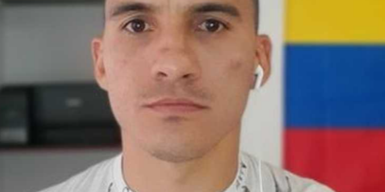 La Fiscalía confirma investigaciones sobre la posible participación de autoridades venezolanas en un homicidio.