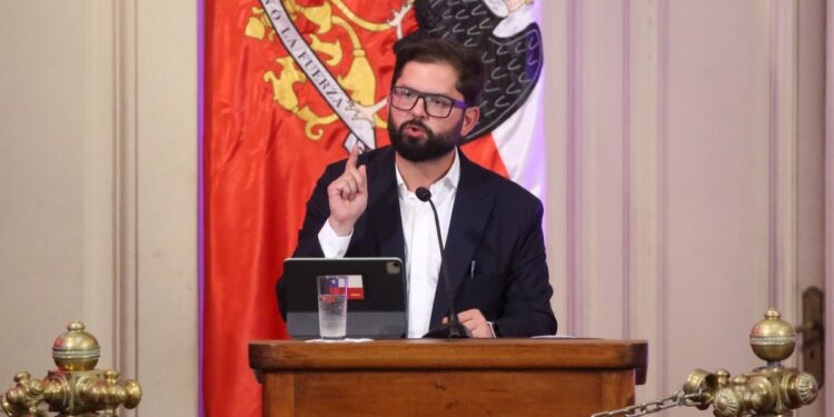 El presidente Boric expresa que siente «un profundo desgarro» al conocer el veredicto que absolvió a Claudio Crespo en el caso Gatica.