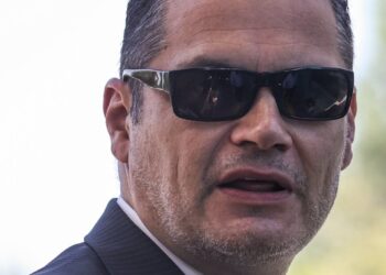 El 50% de los encuestados por Cadem se mostró a favor del fallo en beneficio de Claudio Crespo, mientras que un 39% manifestó su oposición.