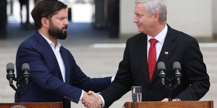 La Presidencia inicia un proceso de licitación de $100 millones para la transmisión del cambio de mando del 11 de marzo.