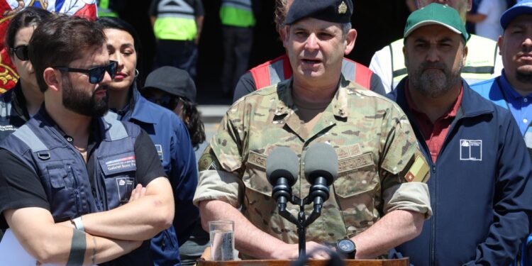 Presidente Boric fortalece la coordinación en la Región del Biobío ante incendios y garantiza colaboración con Kast.