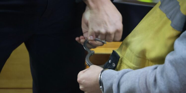 Se formaliza a seis excarabineros por su supuesta responsabilidad en el fallecimiento de un joven en una comisaría de Cauquenes.