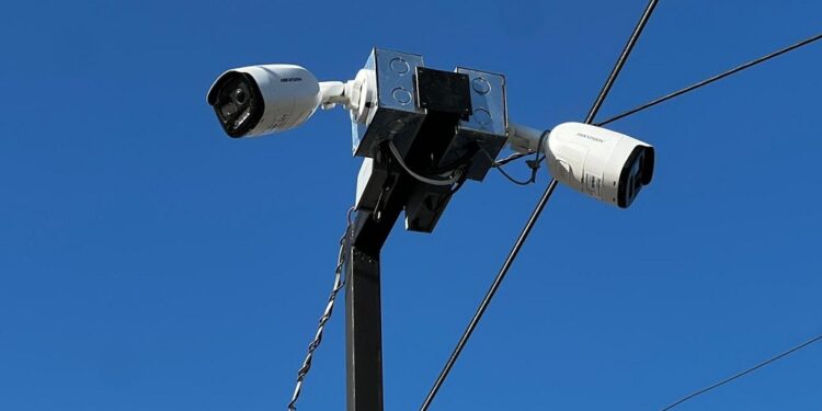 La seguridad barrial en el sector norte se refuerza con la implementación de nuevas cámaras comunitarias.