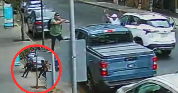 [VIDEO] Cabro de civil de Carabineros frustra asalto afuera de banco en el centro de Santiago