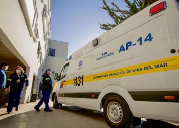 Funcionarios de Salud se enfrentan al Municipio de Viña: La gestión de Ripamonti reafirma que el acto no fue ilegal, mientras un experto laboral analiza la sentencia.