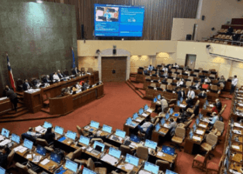 Prueba de drogas obligatoria para autoridades: Congreso avanza en plan antidrogas para 2026.