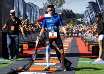 Diego Moya se corona campeón del Itaú IRONMAN 70.3 Pucón 2026 y establece un nuevo récord histórico.