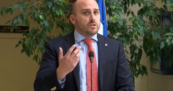 Caso Gustavo Gatica: Longton apoya la absolución del exteniente Crespo y defiende la actuación de Carabineros.