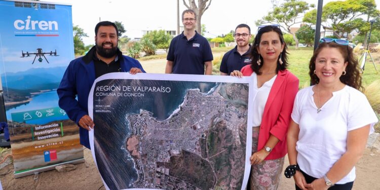 Ministerio de Agricultura y CIREN están al tanto de las zonas urbano-rurales en Concón para prevenir incendios forestales.