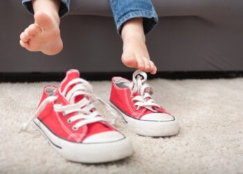 Cuándo y cómo deben usar los cabros chicos los zapatos.