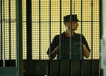 Reforma a Gendarmería genera preocupación por posible salida masiva de trabajadores.