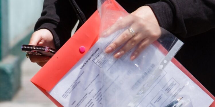 Jóvenes de la Provincia del Biobío logran puntajes nacionales en la PAES: Descubre quiénes son.