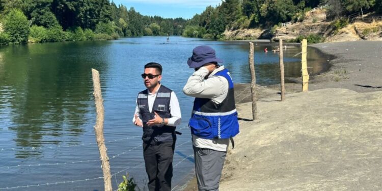 La fiscalización en La Aguada de Yumbel ordena la remoción del cerco colocado junto al río Laja.
