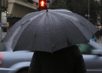 Este domingo 25 de enero, 11 regiones del país experimentarán precipitaciones.