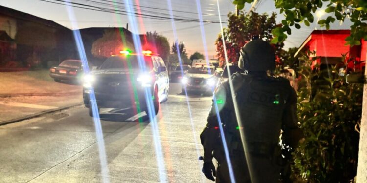 Amplia operación antidrogas en Yumbel resulta en allanamientos simultáneos en diversas viviendas.