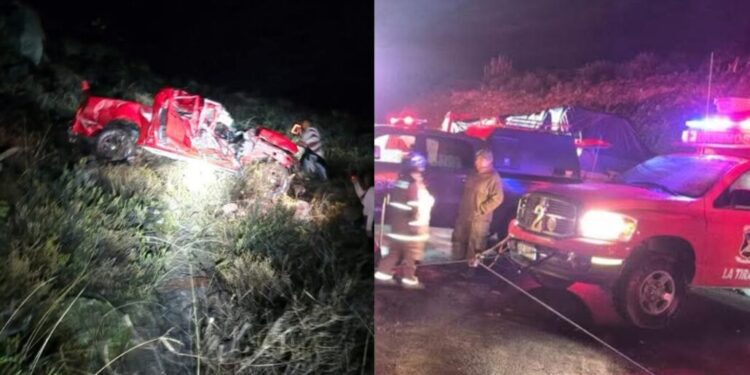 Dos fallecidos y dos heridos graves tras desbarrancamiento de camioneta en Tarapacá.