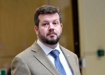 El Partido Nacional Libertario rechaza la posibilidad de unirse al futuro gabinete de José Antonio Kast y detalla sus razones.