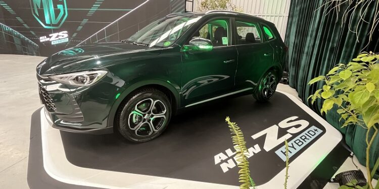 Todo Nuevo MG ZS Hybrid+ de MG Motor “se pasó volando” entre planeadores.