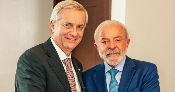 Kast se reúne por primera vez con Lula y busca fortalecer la relación entre Chile y Brasil.