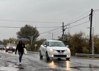 ¿Traje de baño o paraguas? Se vienen lluvias y tormentas eléctricas a Colina.